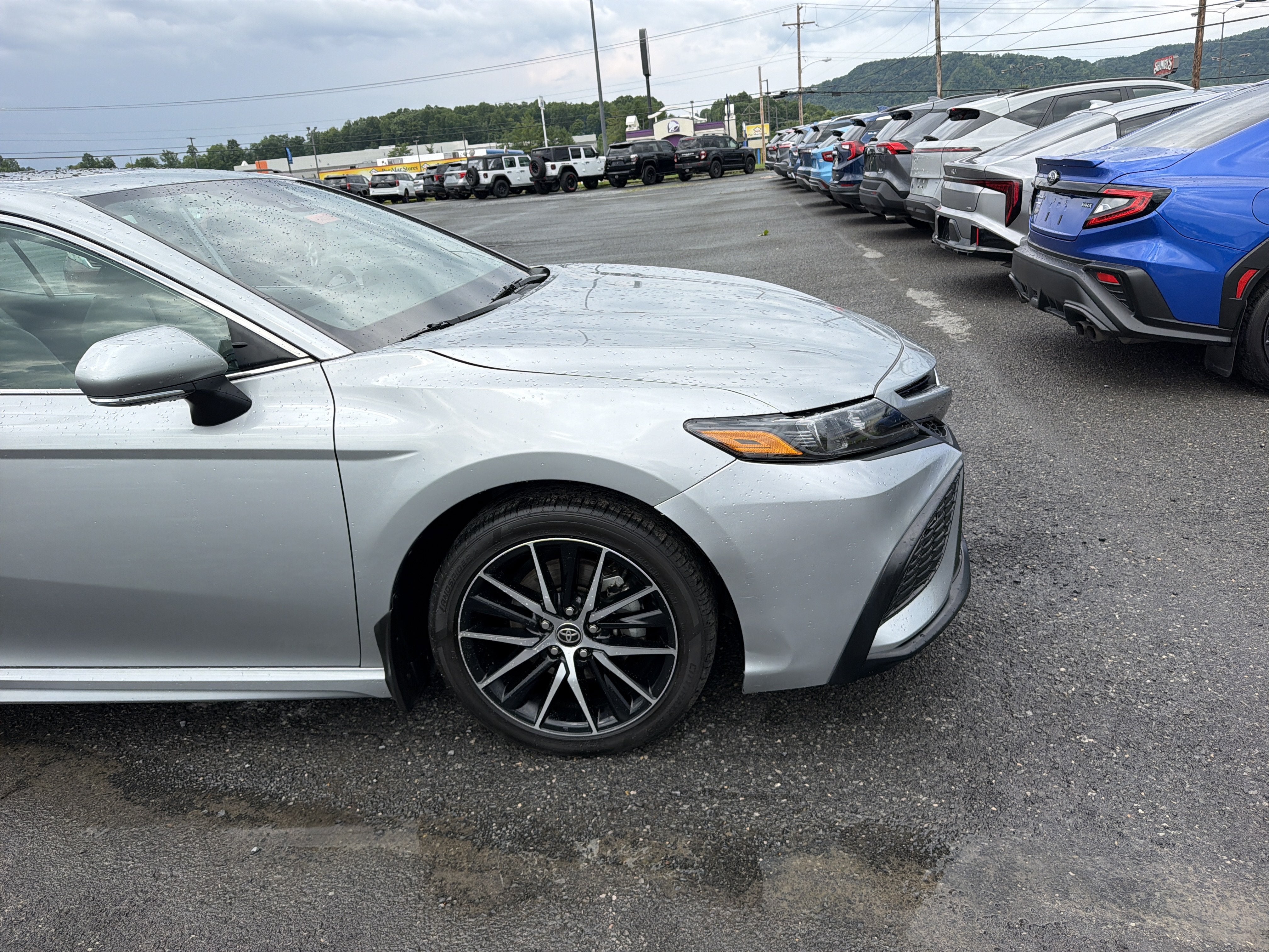 2024 Toyota Camry SE