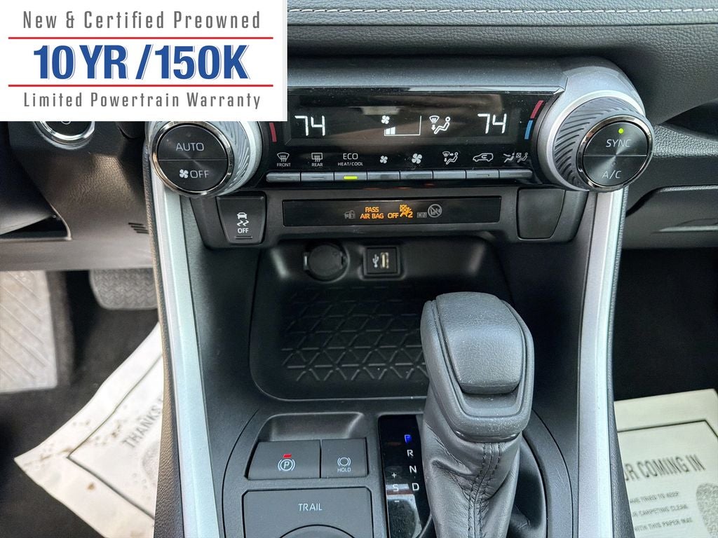 2025 Toyota RAV4 Hybrid XLE