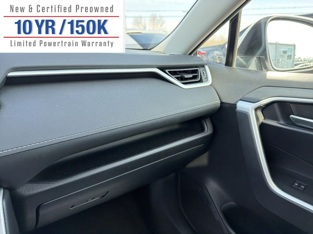 2025 Toyota RAV4 Hybrid XLE